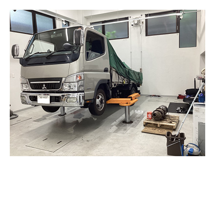 車両入庫
